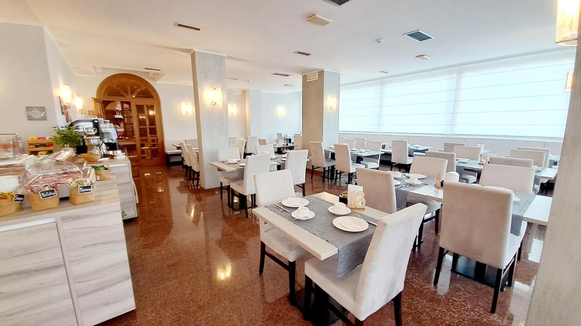Hotel & Wellness Fra I Pini Линяно Сабиадоро Екстериор снимка