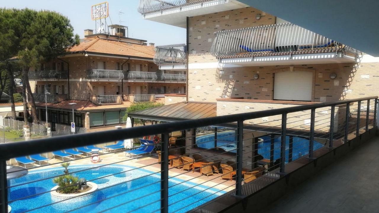 Hotel & Wellness Fra I Pini Линяно Сабиадоро Стая снимка